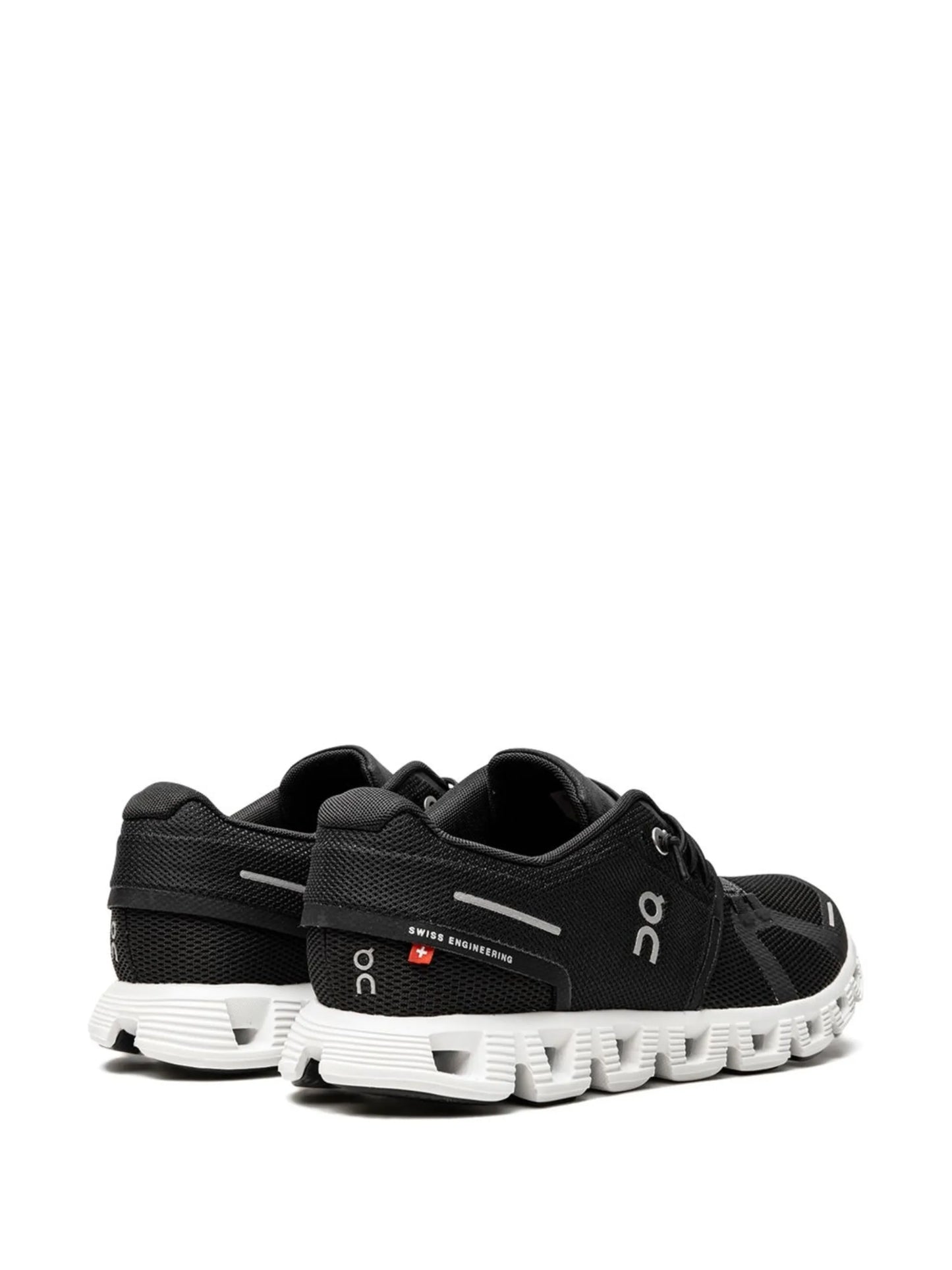 ON RUNNING CLOUD 5 BLACK WHITE