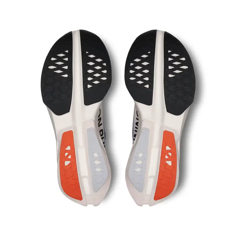 On Running Cloudboom Strike White/Flame