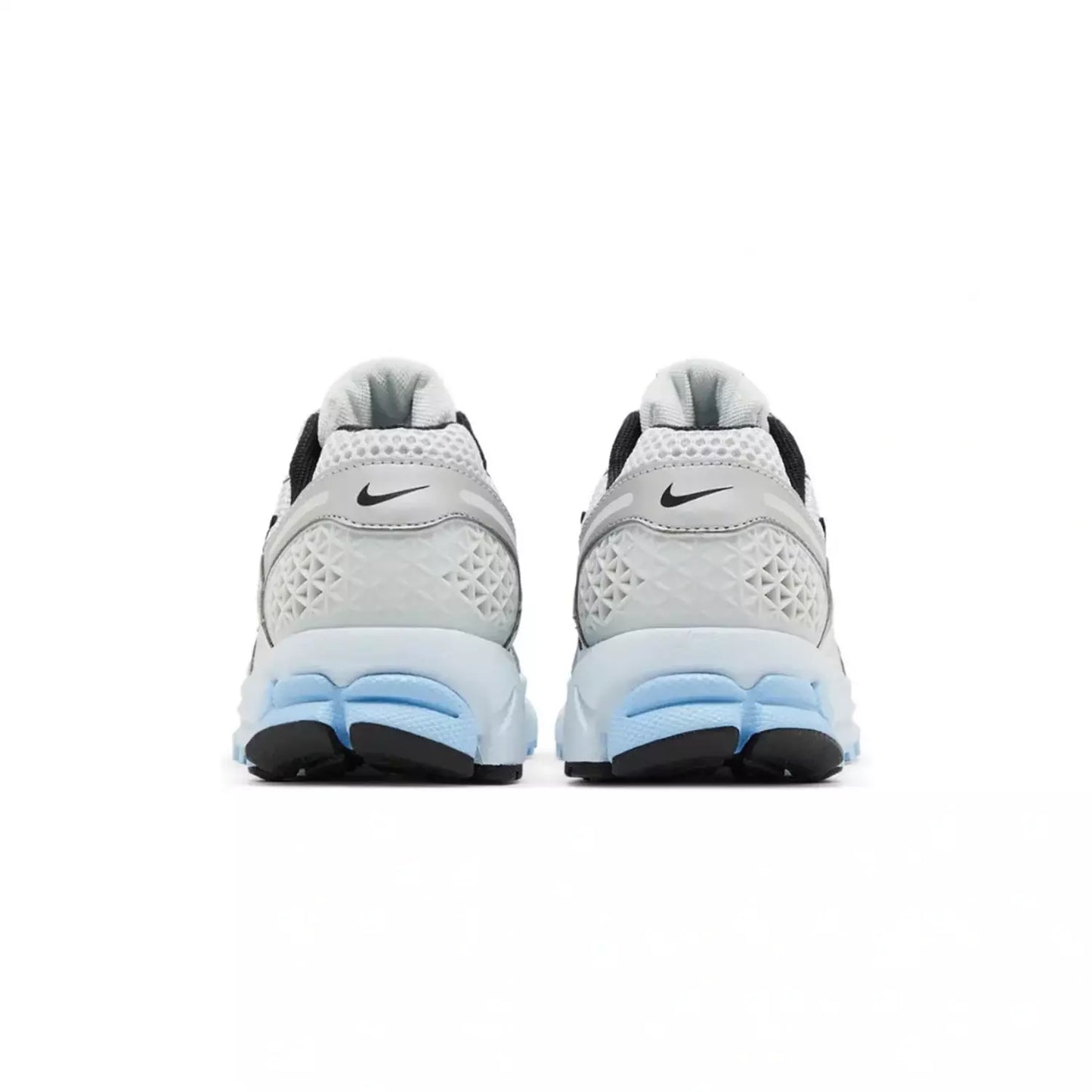 Nike Zoom Vomero 5 silver blue
