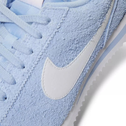 nike cortez - baby blue
