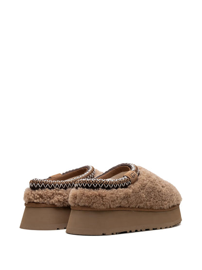 UGG Tazz Maxi Curly "Chestnut" slippers