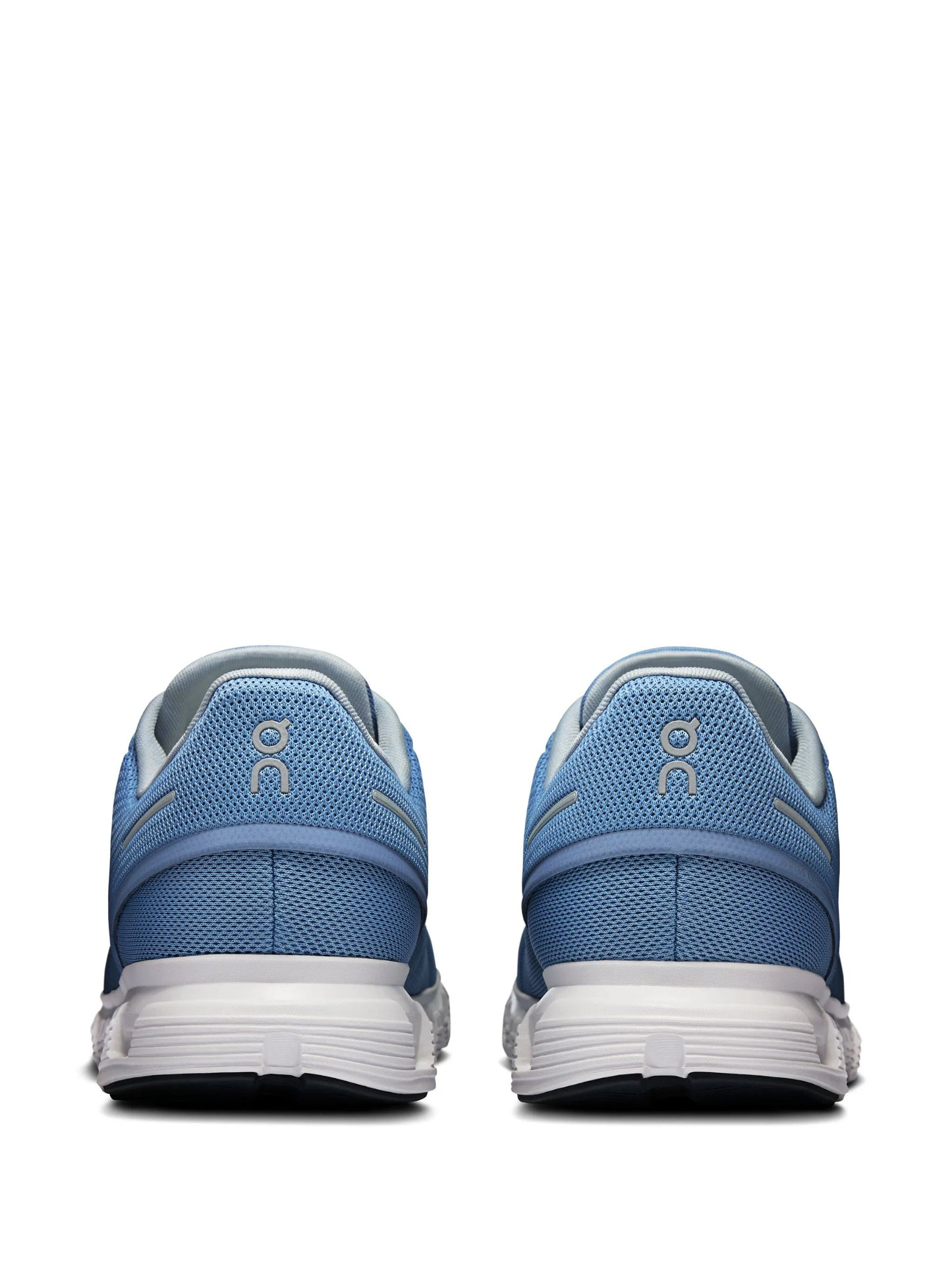 On Running Cloud 6 Chambray White