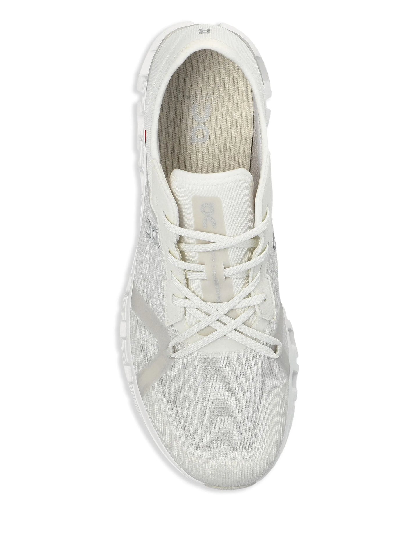On Running Cloud X 4 AD White Wolf