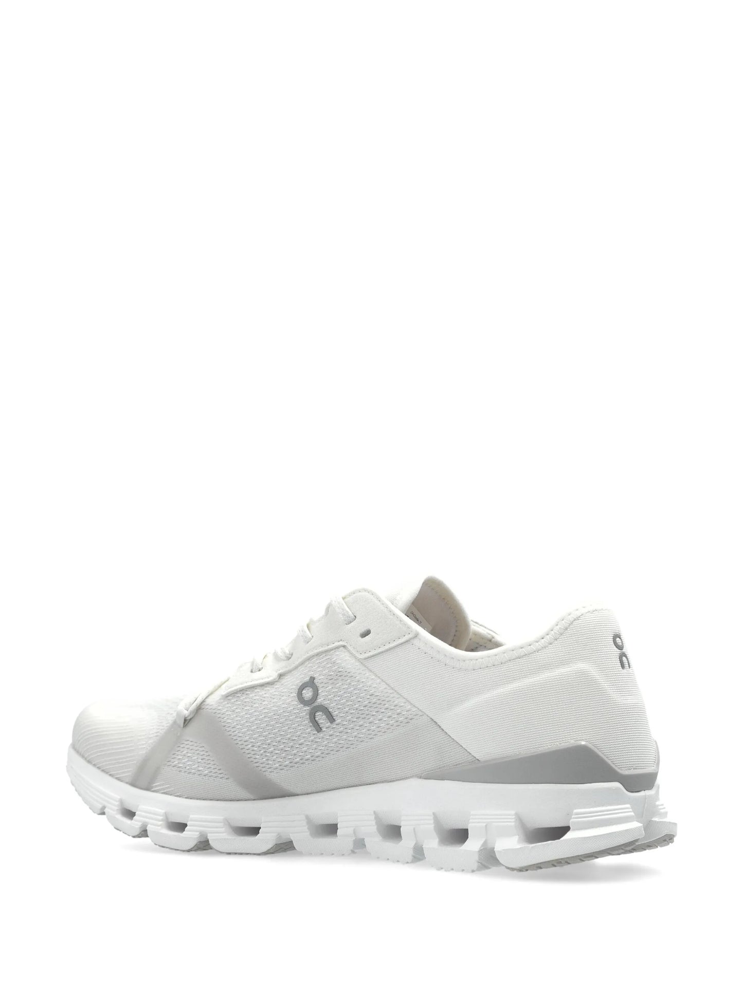 On Running Cloud X 4 AD White Wolf