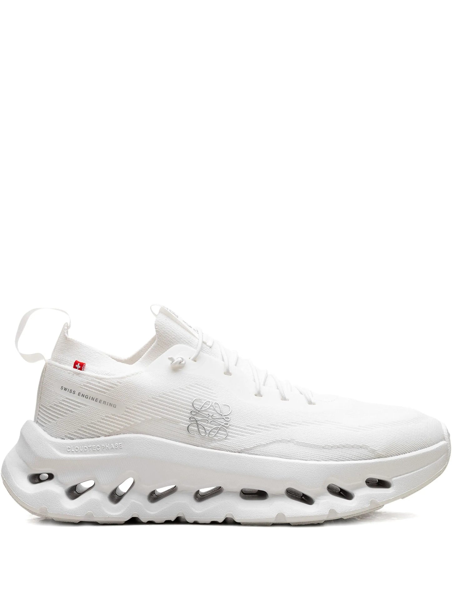 LOEWE x OnCloudtilt All White