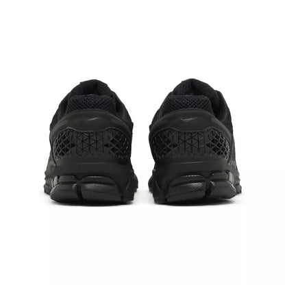 Nike Zoom Vomero 5 triple black