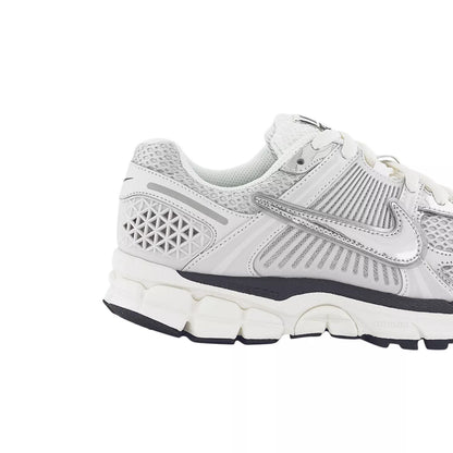 Nike Women's Zoom Vomero 5