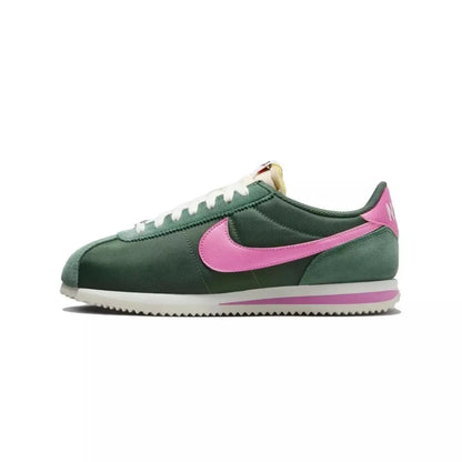 nike cortez - green pink