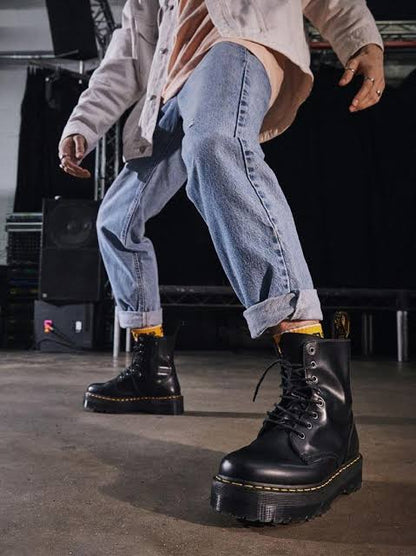 DR
MARTENS
JADON 
SMOOTH
LEATHER
PLATFORM
BOOTS
