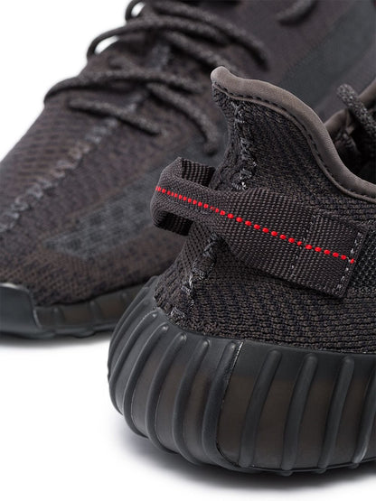 Adidas Yeezy Boost 350 V2 All Black laces Reflective