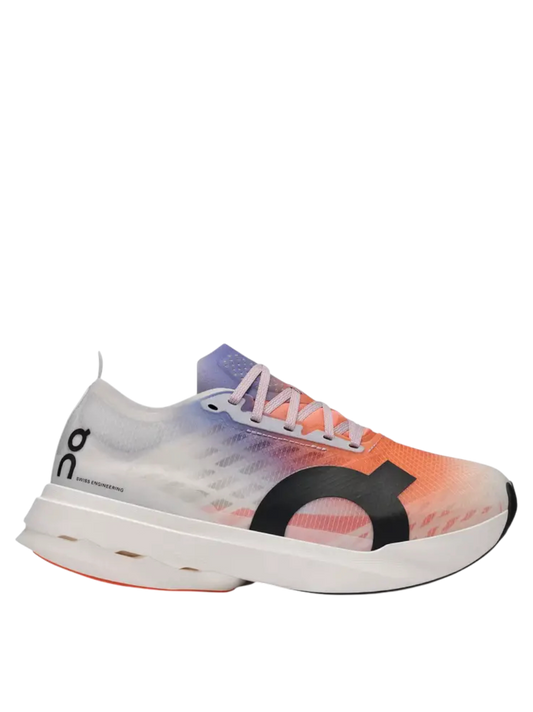 On Running Cloudboom Strike White/Flame
