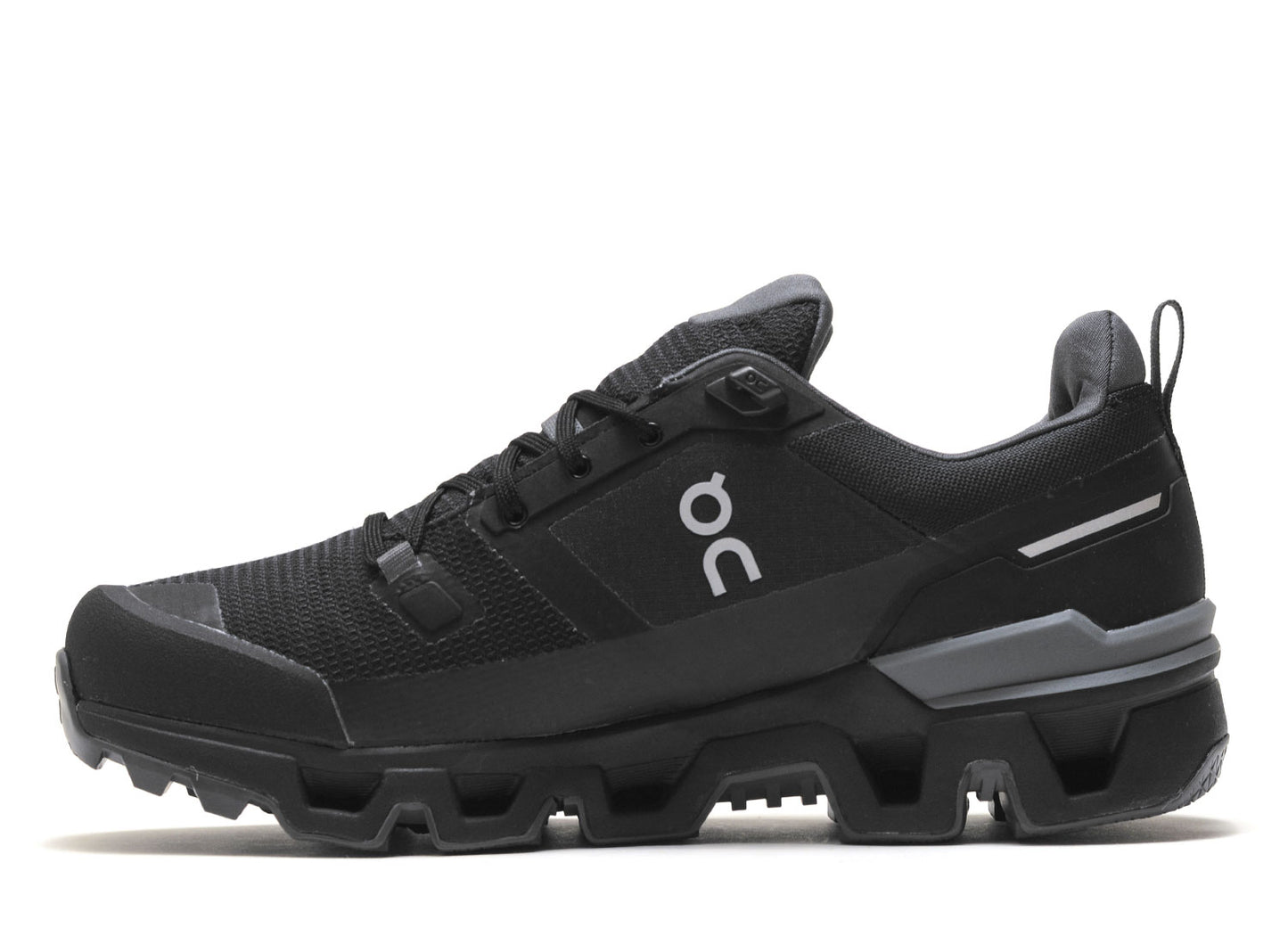 On Running Cloudwander Waterproof