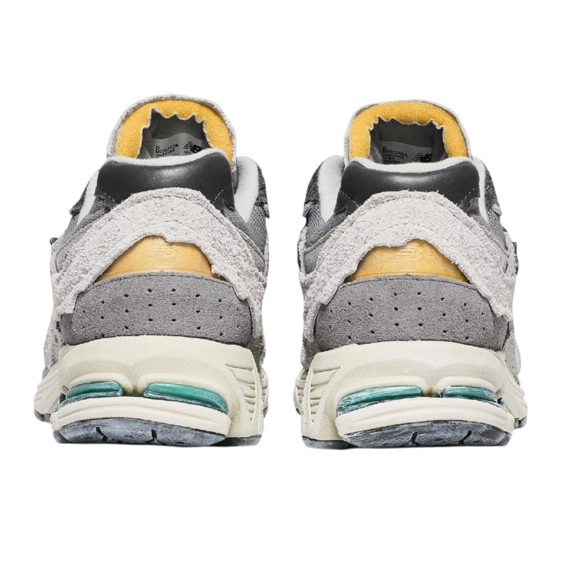 New Balance 2002R – Protection Rain Cloud
