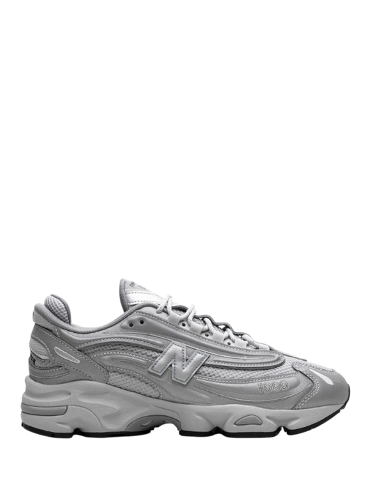 New Balance 1000 – Silver Reflective