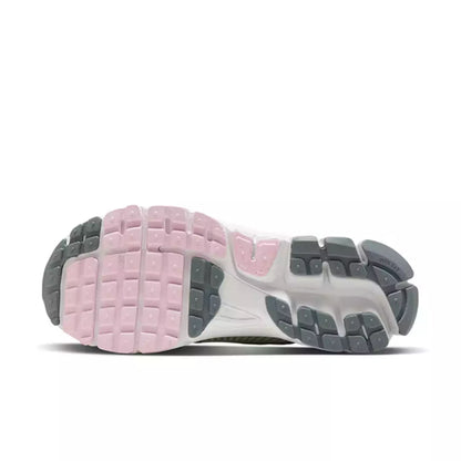 Nike Zoom Vomero 5 pink gray