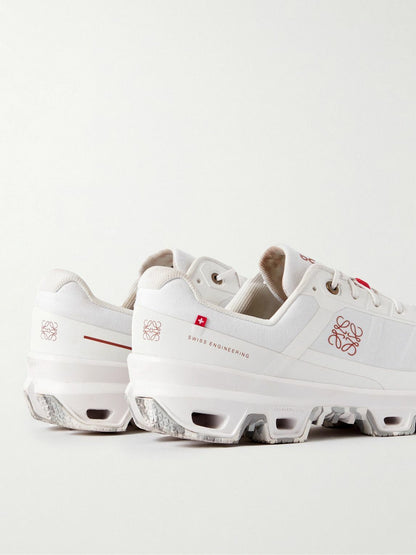 ON Cloud LOEWE x Venture White