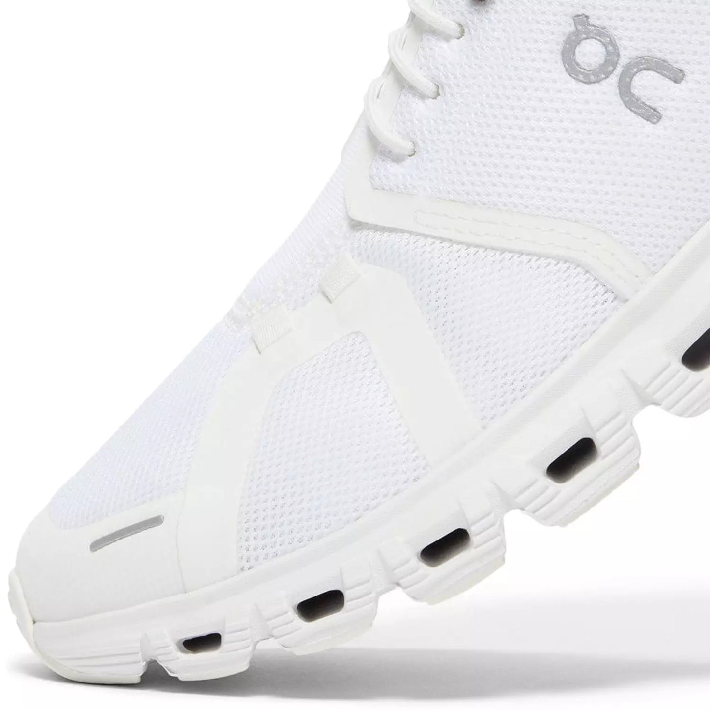 On Running Cloud 5 All White