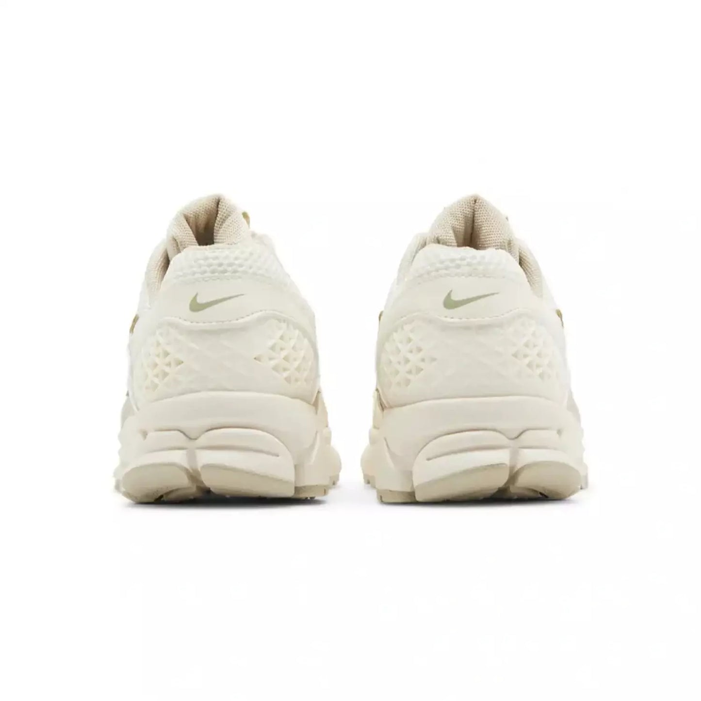 Nike Zoom Vomero 5 beige