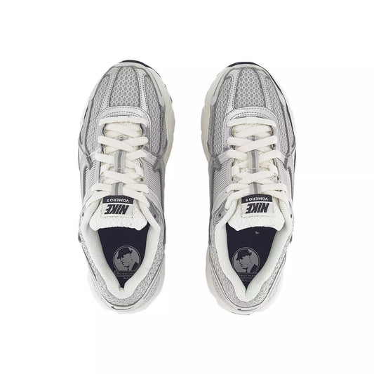 Nike Women's Zoom Vomero 5